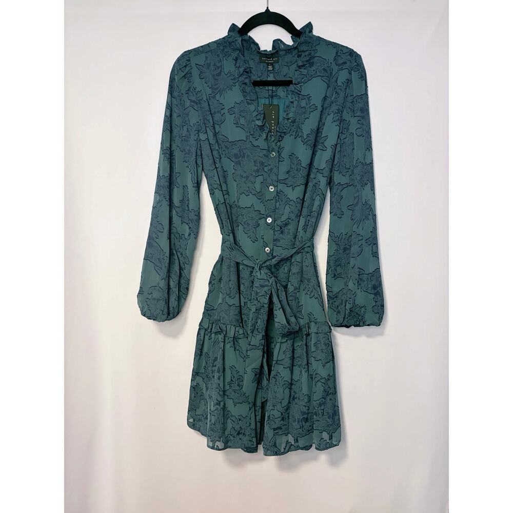 Gorgeous Ruffled A-Line Dress. Size Large. NWT